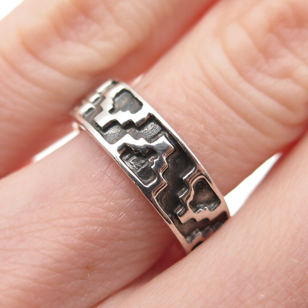925 Sterling Silver Vintage Arrow Oxidized Band Ring Size 5.75